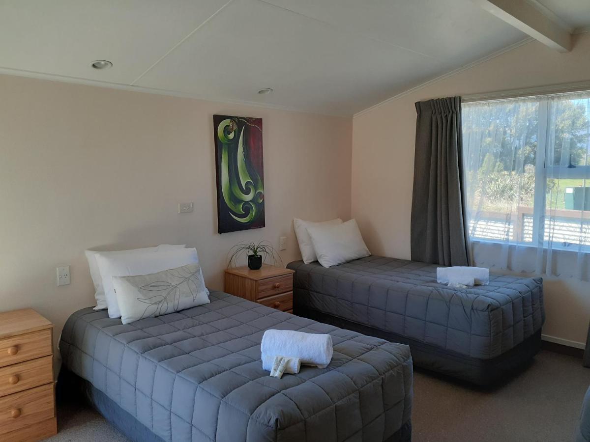 تاكاكا Golden Bay Motel المظهر الخارجي الصورة